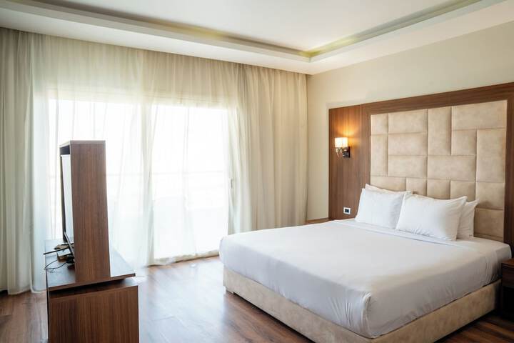 Room 16 of 59