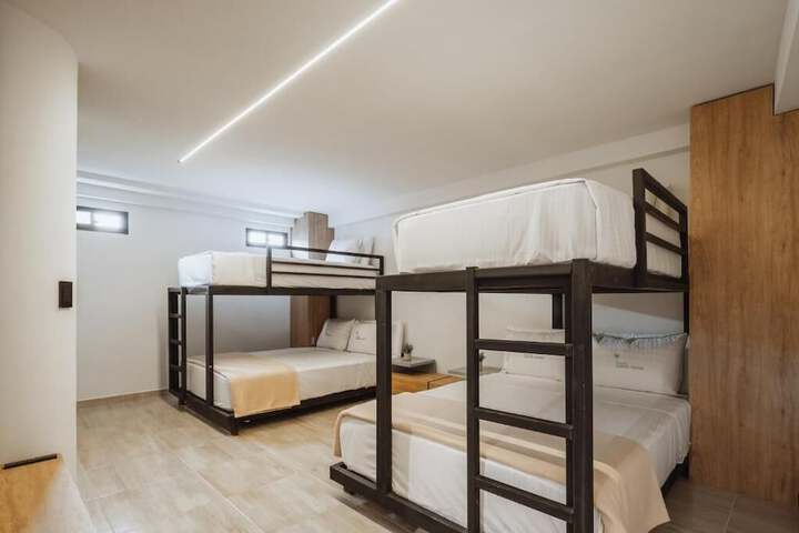 Room 21 of 91