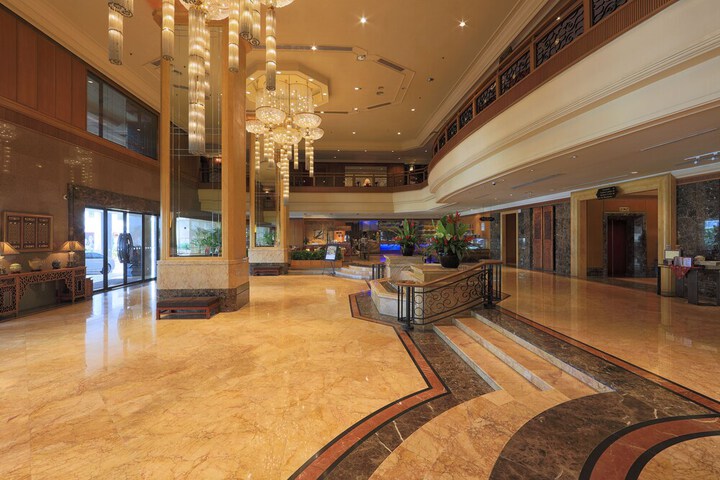Guest Lobby