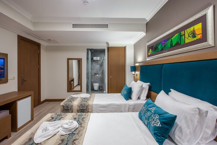Room 11 of 75
