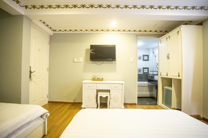 Phung Hoang Hotel II