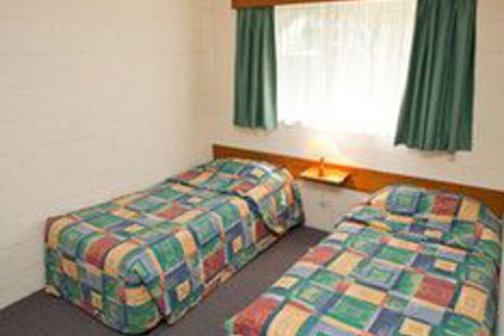 Room 28 of 43