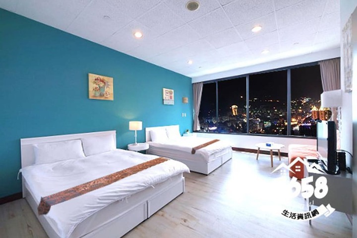 Room 20 of 58