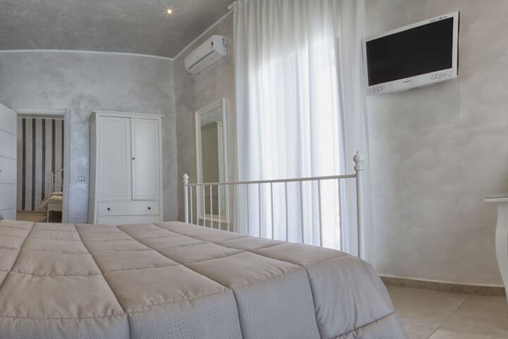 Room 7 of 55