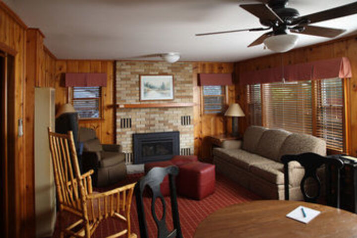 Room 22 of 35