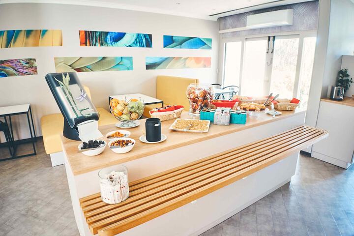 Breakfast area