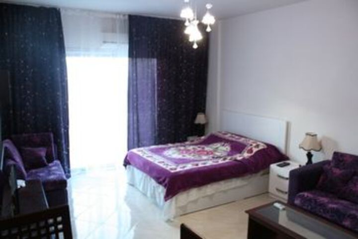 Room 7 of 34