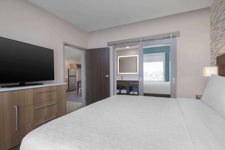Room 4 of 19