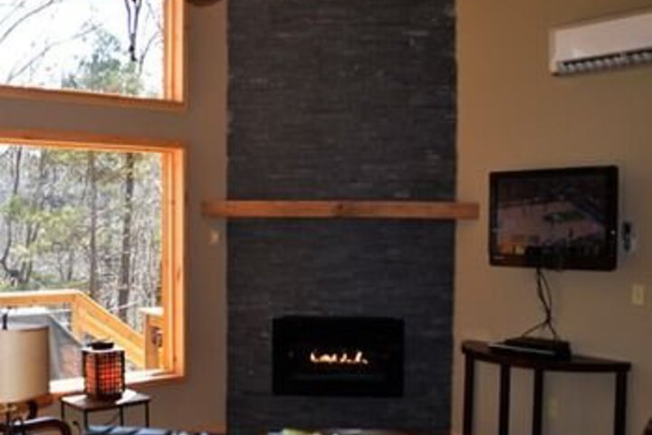 Image of CAMRYNS LOFT