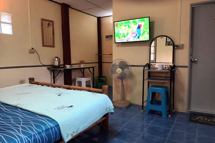 Room 19 of 104