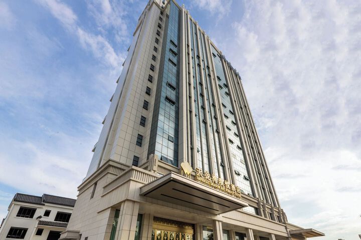 Hotel 3 of 27