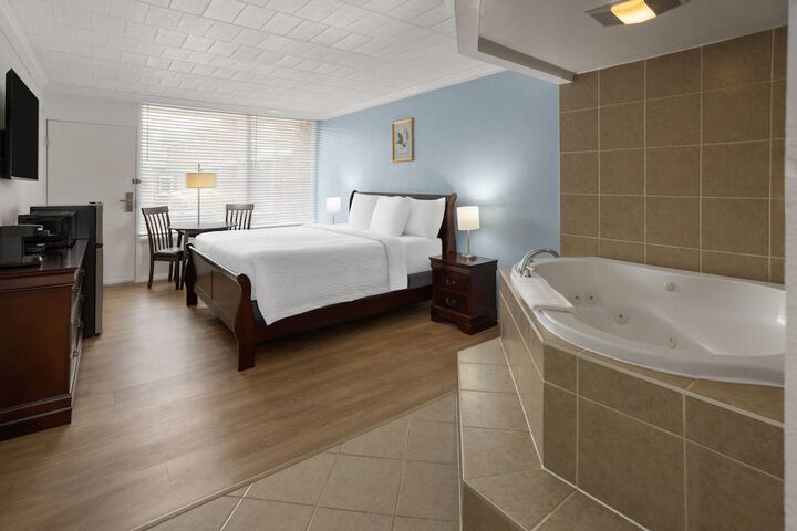 Jetted tub