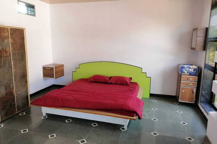 Room 3 of 19