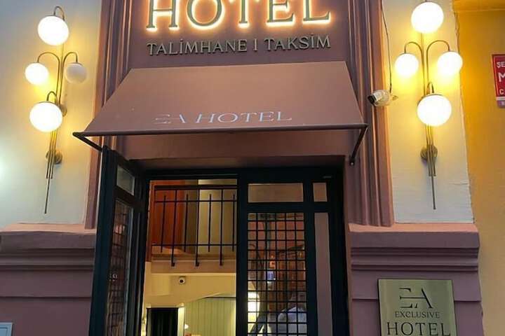 Hotel 52 of 59