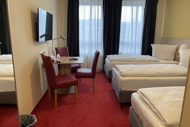 Room 39 of 99