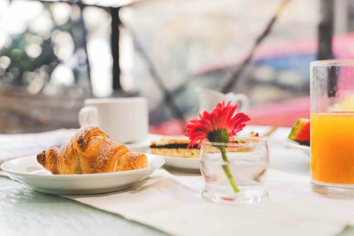Breakfast/Coffee Service 119 of 140