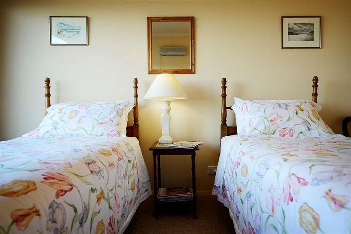Room 2 of 12