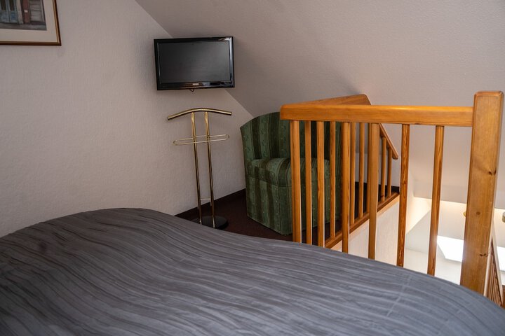 Room 26 of 191