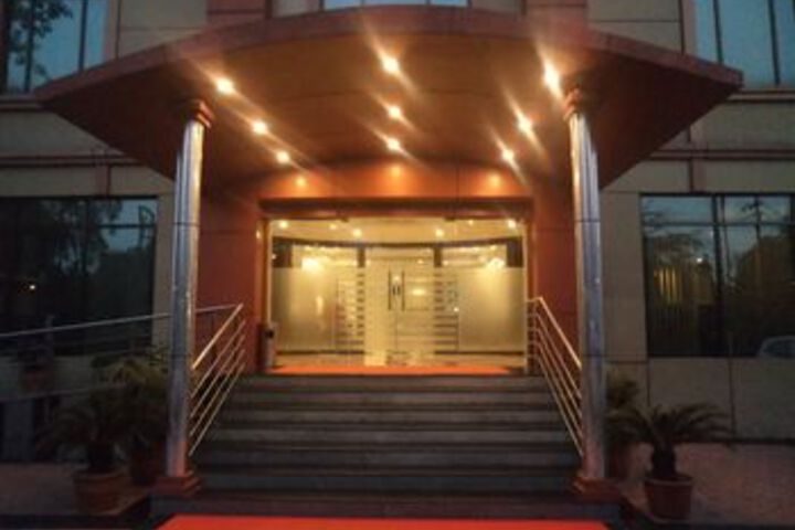 Hotel 8 of 14