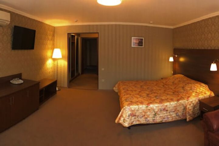 Room 19 of 66
