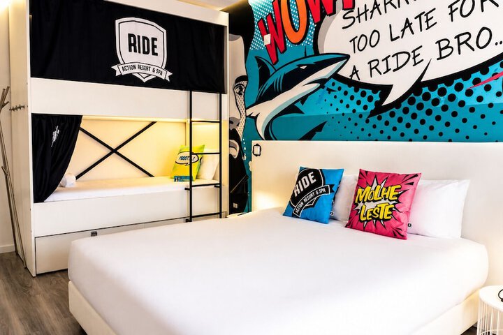 Room 15 of 65