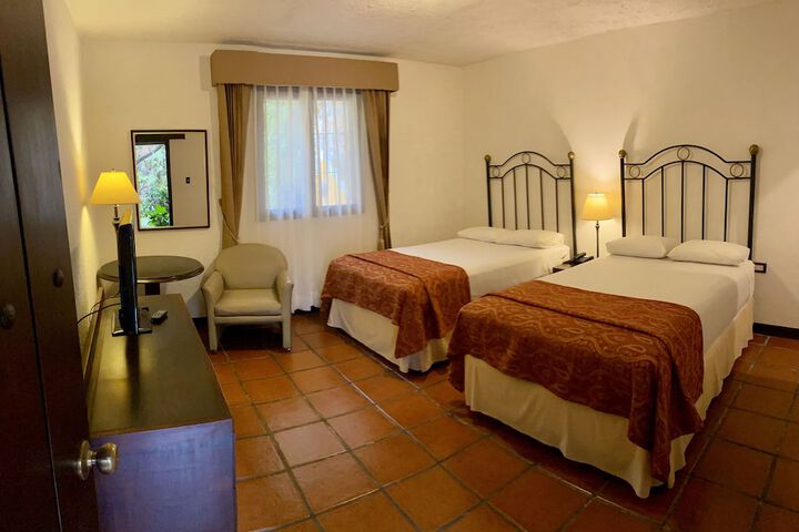 Room 14 of 35