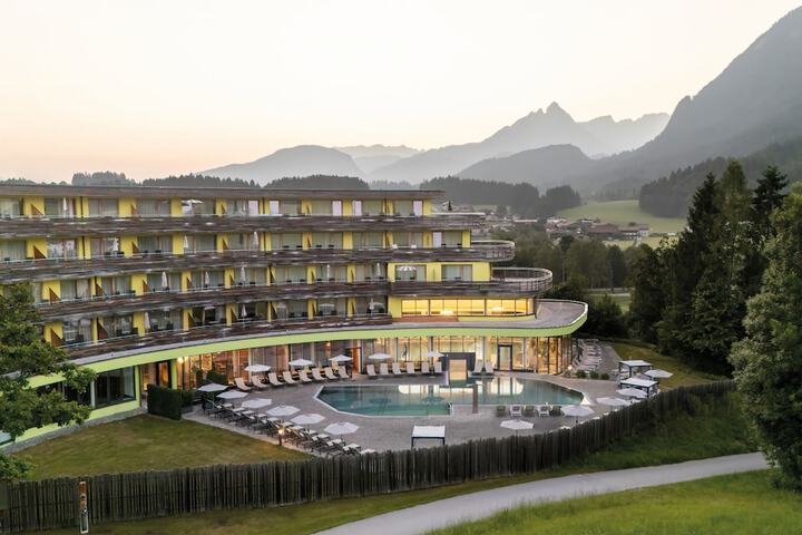 Hotel 50 of 52