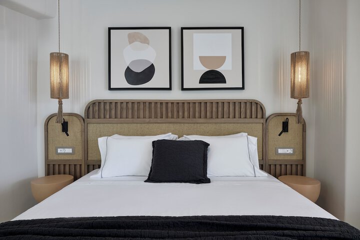 Room 18 of 61