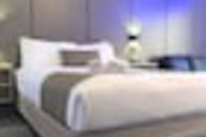Room 14 of 132