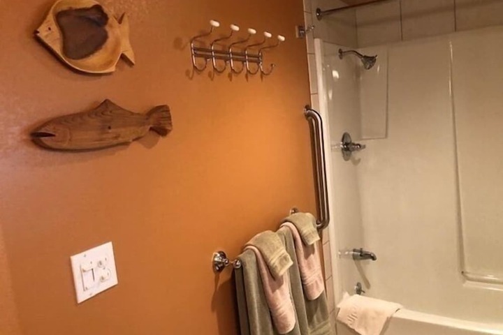 Room 51 of 61