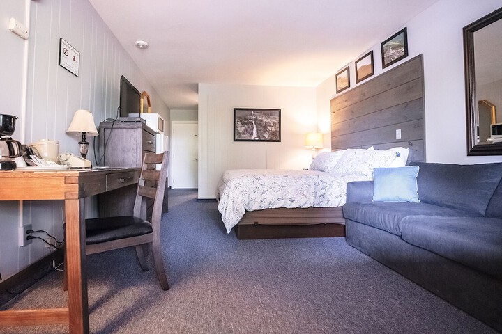 Room 15 of 43