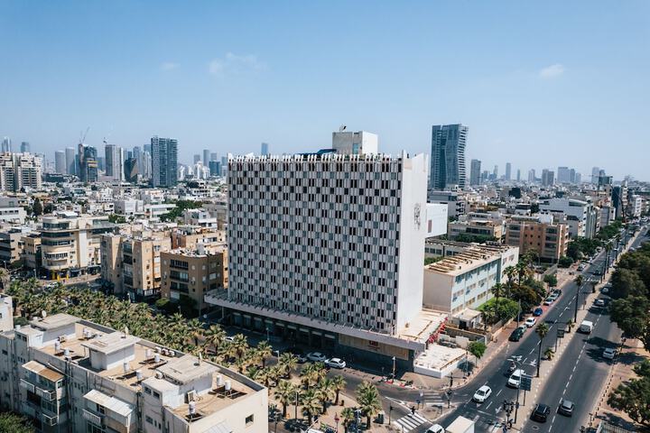 Hotel 87 of 88