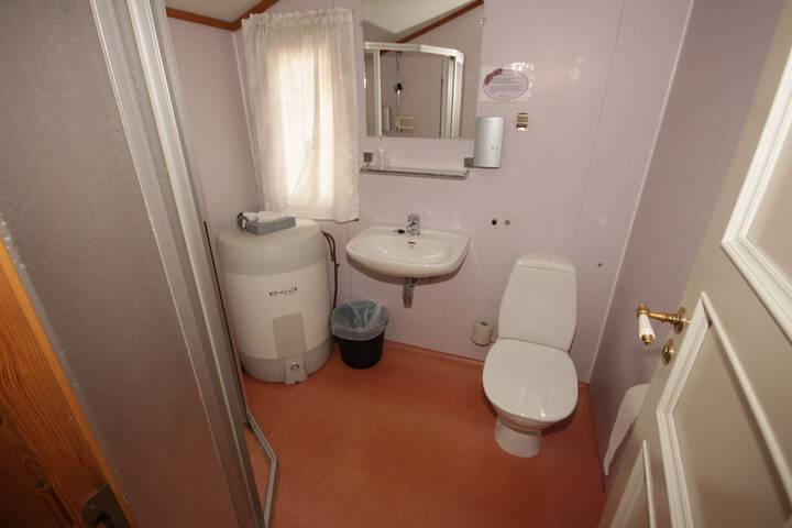 Room 50 of 74