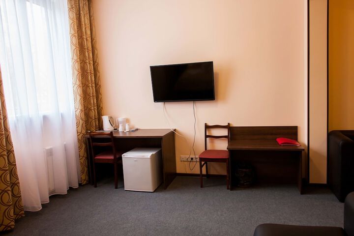 Room 17 of 23
