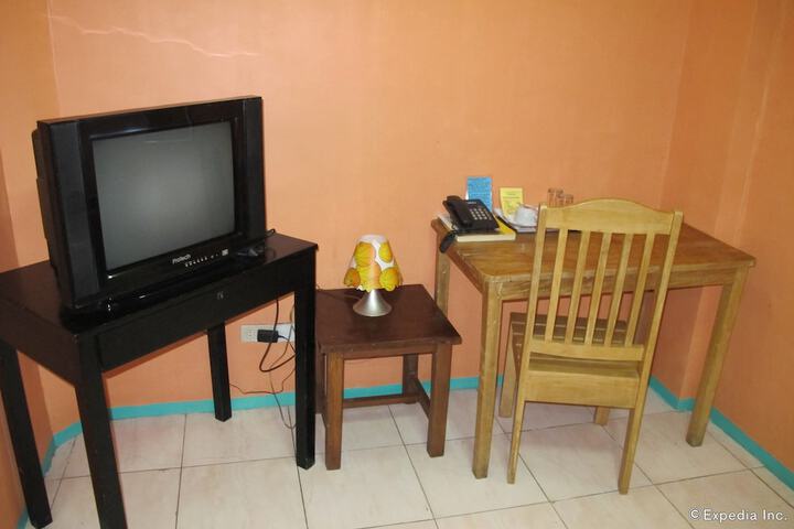 Room 32 of 59