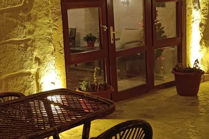 Hotel 21 of 29