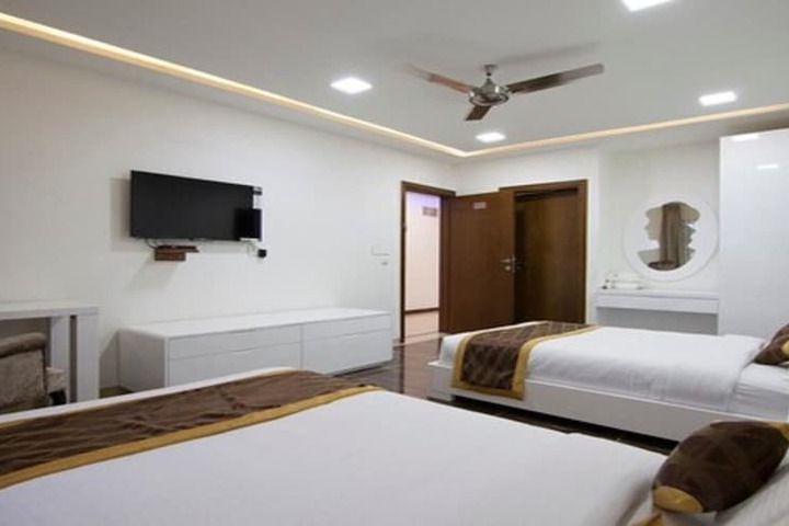 Room 9 of 27