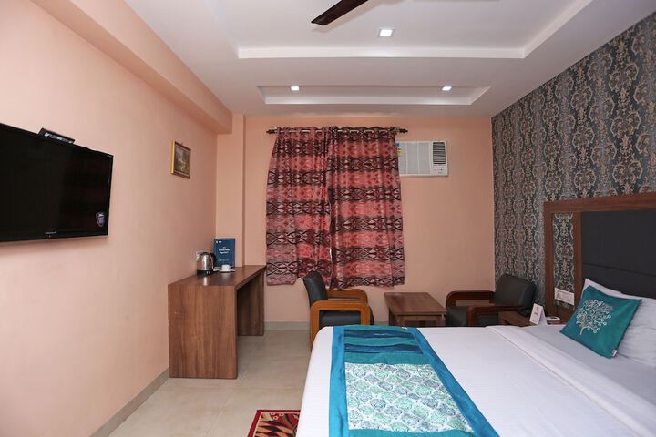 Room 16 of 22