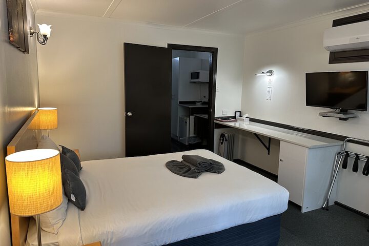 Room 41 of 79