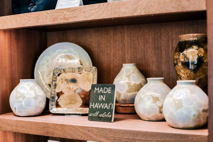 Gift Shop 96 of 126