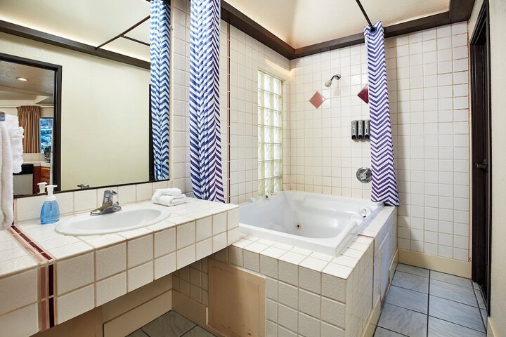 Room 20 of 51