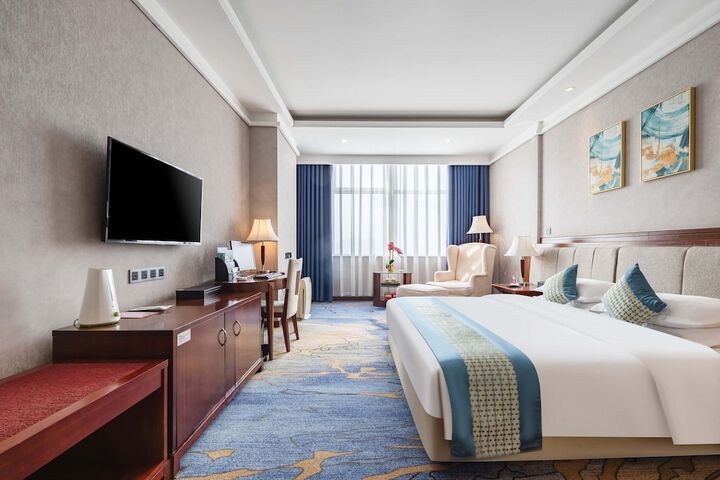 Room 9 of 41