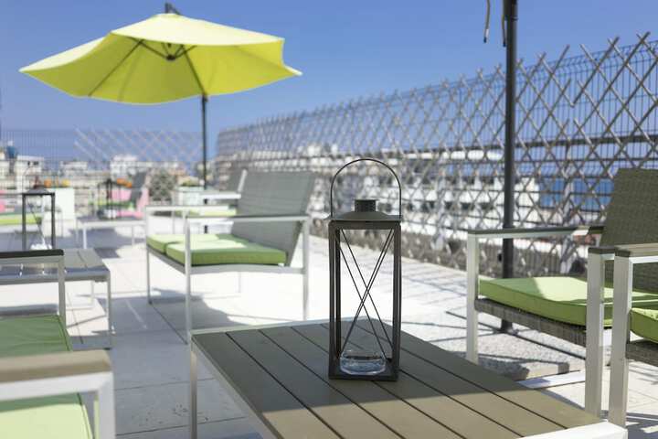 Sundeck 44 of 48