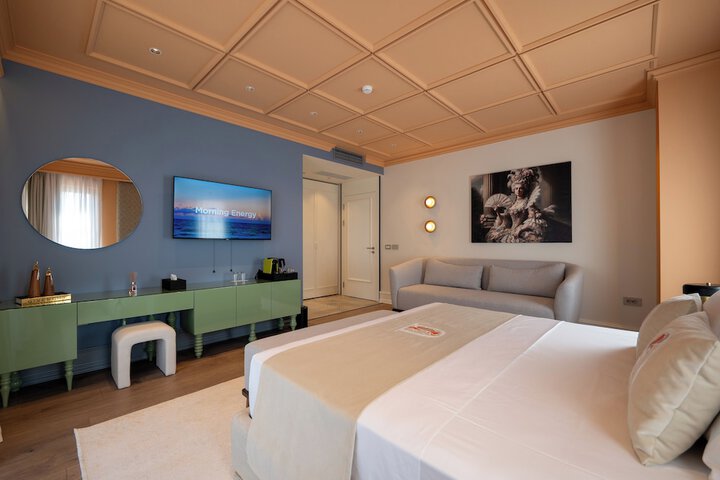 Room 52 of 128