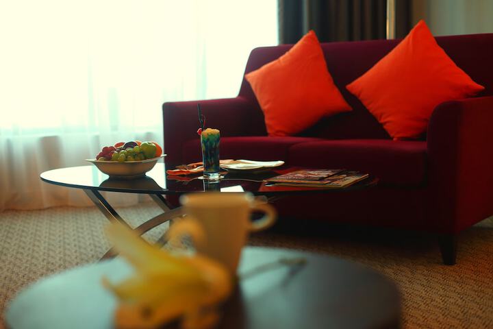Room 43 of 148