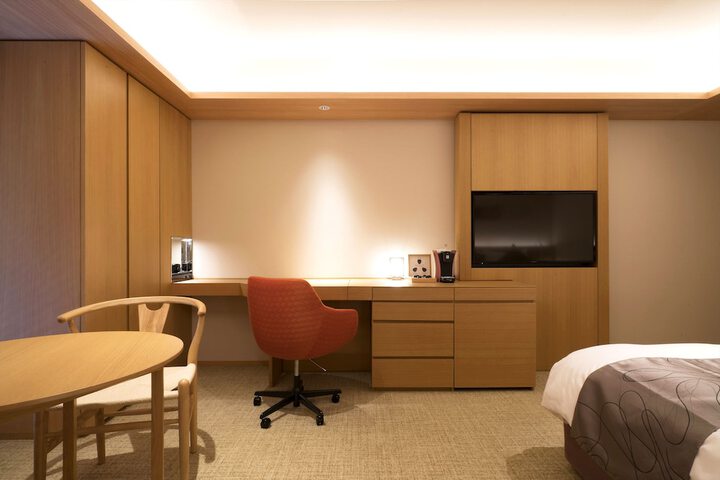 Room 11 of 88