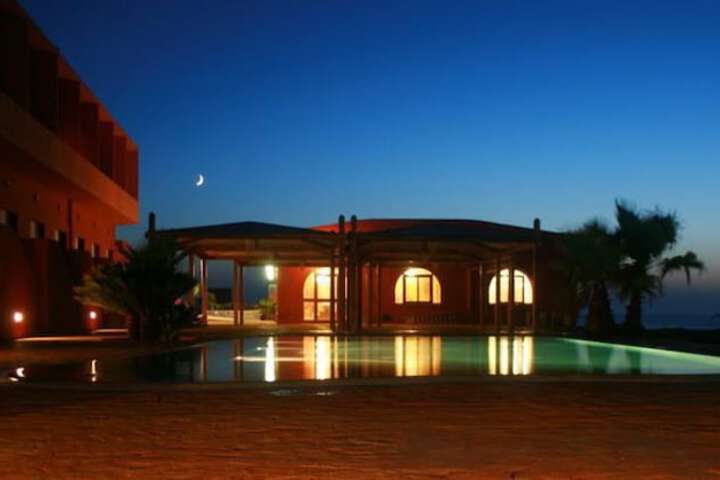 Hotel with Pool
