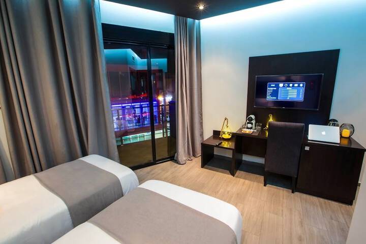 Room 3 of 19