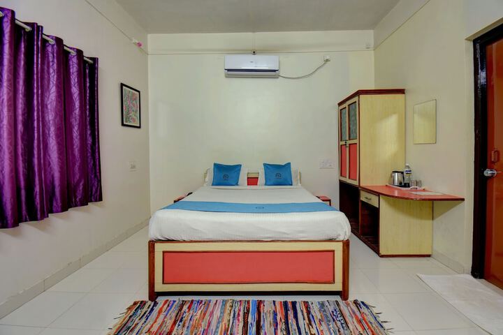 Room 7 of 60