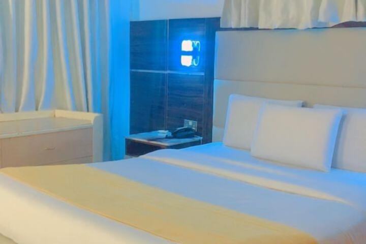 Room 7 of 41